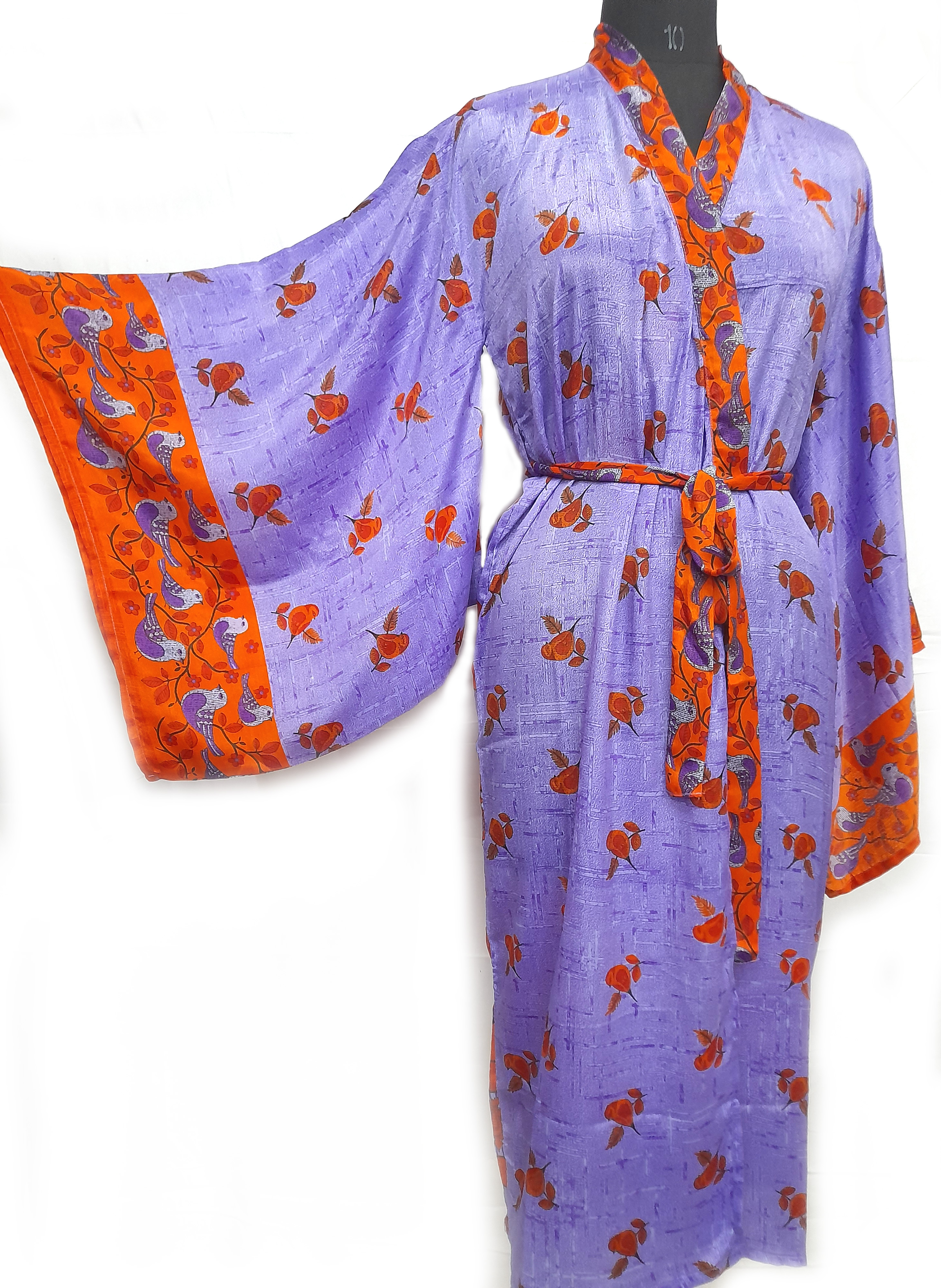 Vintage Sari dressing gown / kimono ( AI - 04)